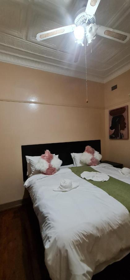 My House Guest House Pretoria-Noord Esterno foto